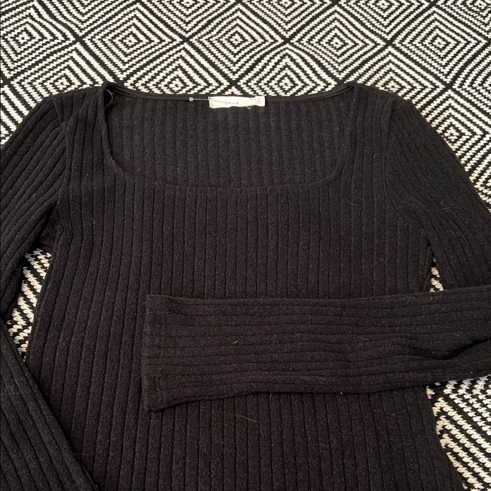 Lush Black Ribbed Scoop Neck Sweater - Picture 4 of 10